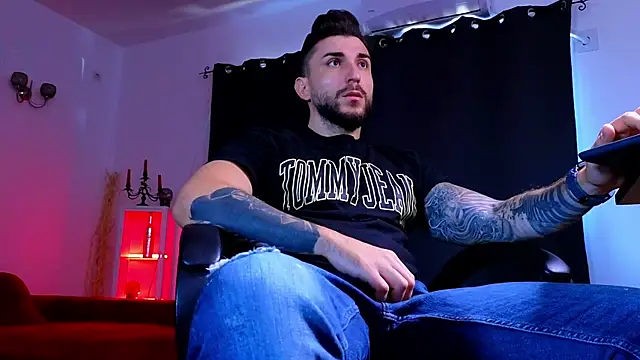 MightyAaron66 online show from 09.24.25