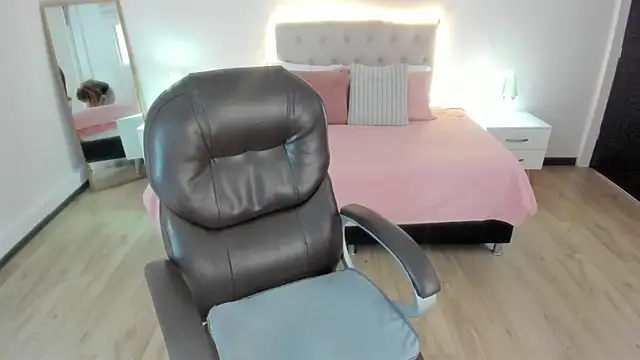 Tamy edwards online show from 03.06.26