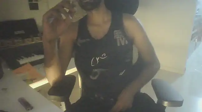 dominanthubby online show from 12.05.24