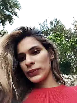 cuteluci  online show from 01.26.25