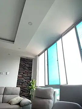 cuteluci  online show from 09.12.25