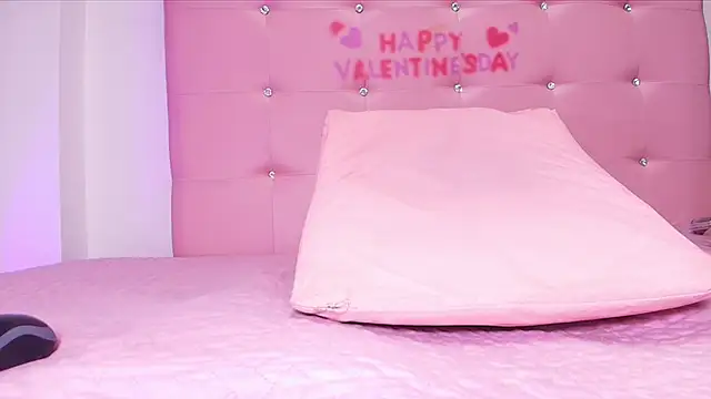 kata hazel online show from 03.05.25