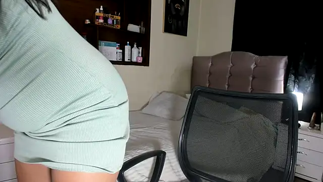 arianithaxox online show from 01.14.25