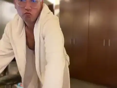 Snapshot of alanan881 chatting on 03.02.25 alanan881 online show from 03.02.25