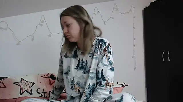 SweetMaddy888 online show from 01.03.25