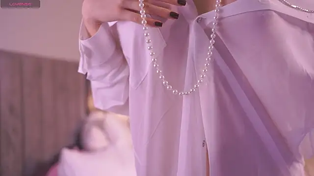 Snapshot of Tella_dream chatting on 01.19.25 Tella dream online show from 01.19.25