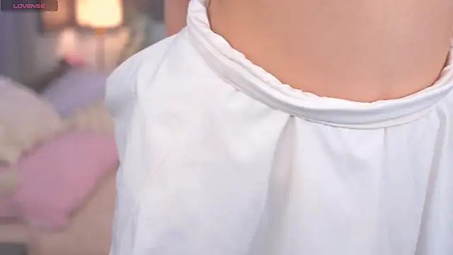 Snapshot of Tella_dream chatting on 03.16.25 Tella dream online show from 03.16.25