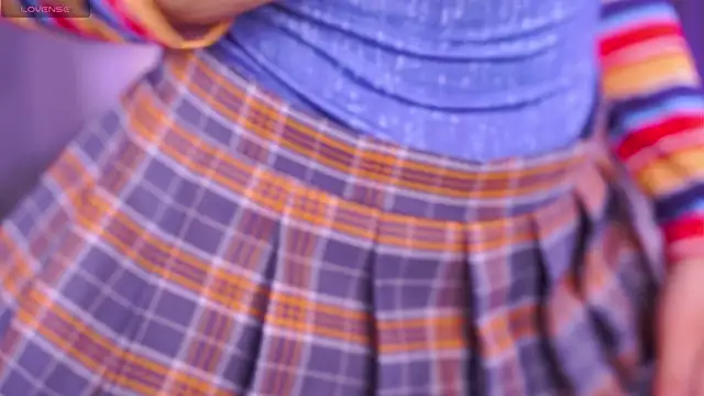 Snapshot of Tella_dream chatting on 10.31.25 Tella dream online show from 10.31.25