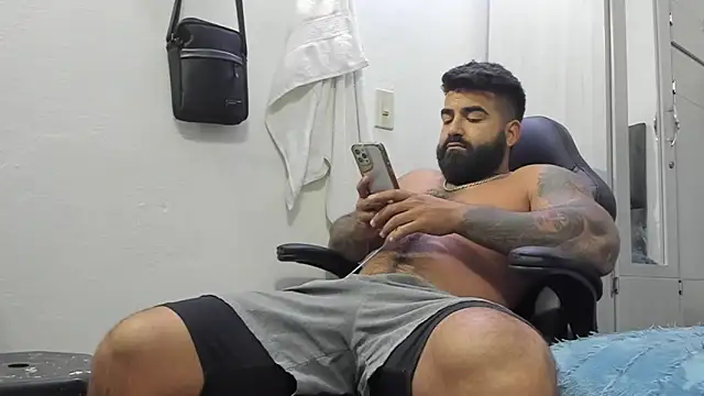 Lyon vach online show from 01.14.25