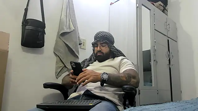 Lyon vach online show from 01.23.25