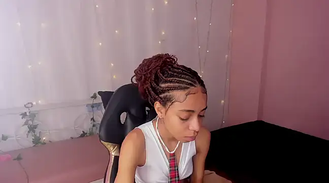 Abigail Wilson  online show from 01.13.25