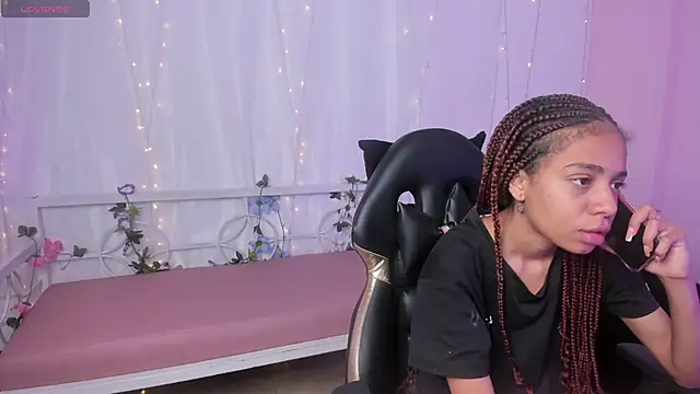 Abigail Wilson  online show from 01.18.25