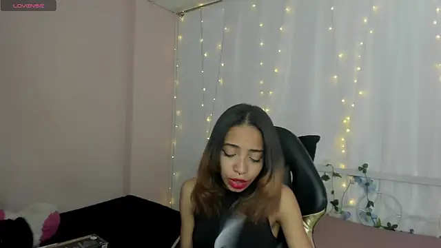 Abigail Wilson  online show from 01.31.25