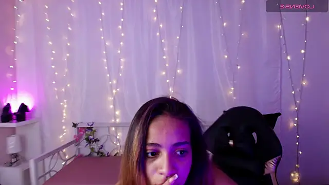 Abigail Wilson  online show from 02.01.25