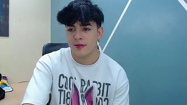 nolan twink1 online show from 03.08.25