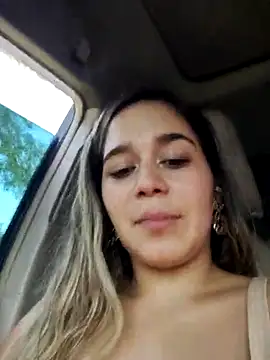 LaurenWelly  online show from 03.22.25