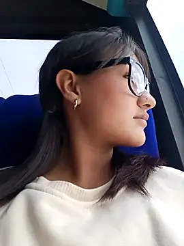 Snapshot of Nicky-7 chatting on 03.12.25 Nicky-7 online show from 03.12.25