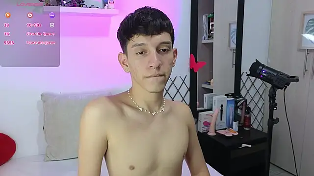 milky  boy  online show from 03.07.25