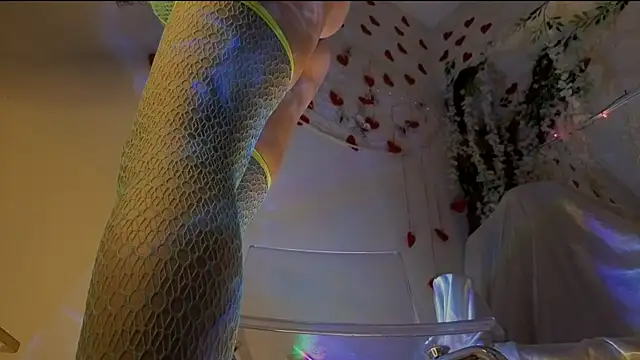 Snapshot of mali_haier chatting on 02.21.26 mali haier online show from 02.21.26