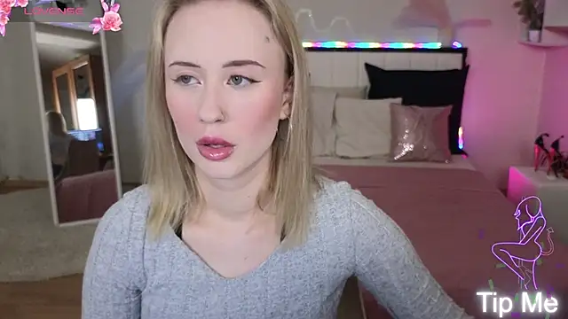 SashaBrooks online show from 11.17.25