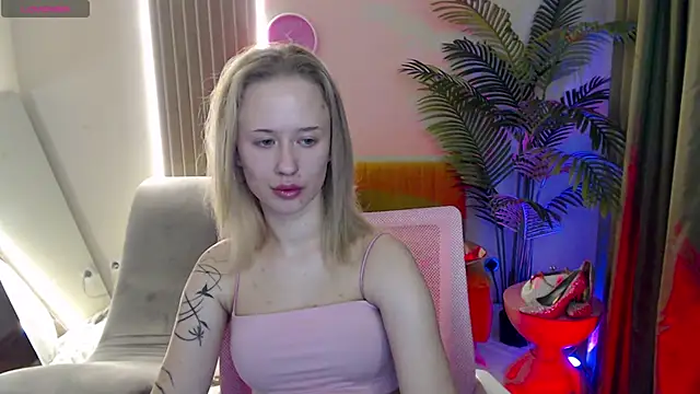 SashaBrooks online show from 11.28.25