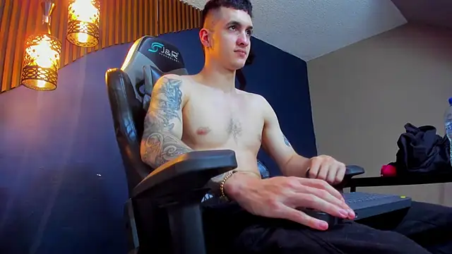 JacksonOlsenn online show from 03.10.25