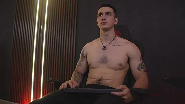 JacksonOlsenn online show from 04.14.26