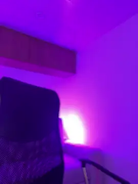 maddy bronw  online show from 02.21.25