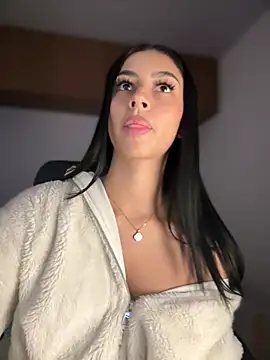 maddy bronw  online show from 03.09.25