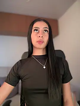 maddy bronw  online show from 03.13.25