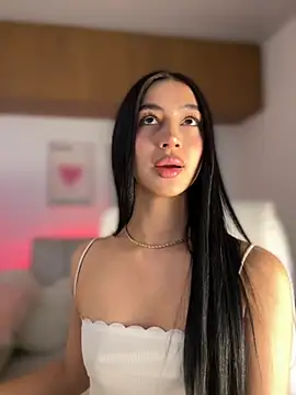 maddy bronw  online show from 10.14.25