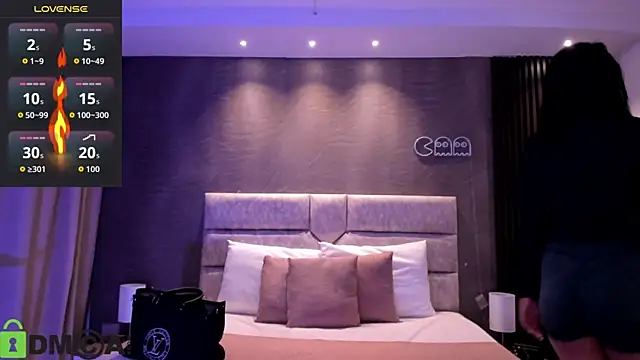 Snapshot of Cristal__adams chatting on 10.20.25 Cristal adams online show from 10.20.25