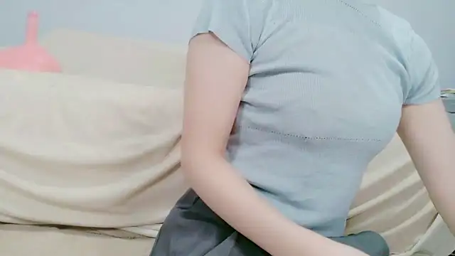 Snapshot of ai_chan chatting on 05.13.26 ai chan online show from 05.13.26