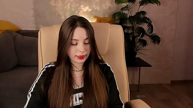 MoonLissa online show from 12.20.24