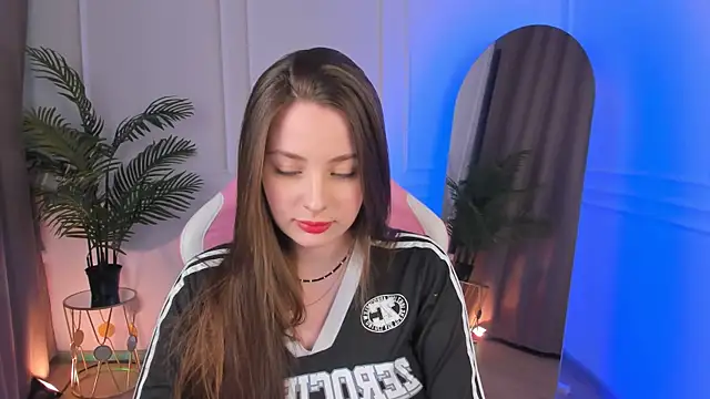 MoonLissa online show from 02.01.25