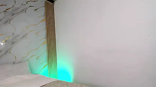 coralcarter1 online show from 11.14.25