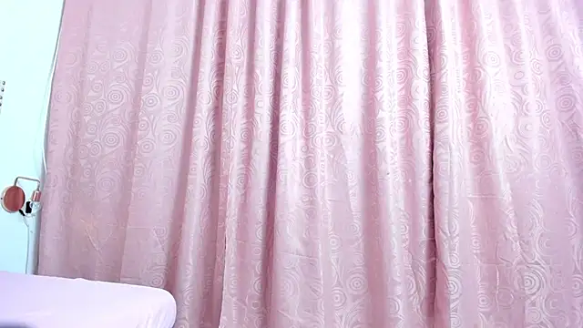 Snapshot of Kim_Eli chatting on 02.20.25 Kim Eli online show from 02.20.25