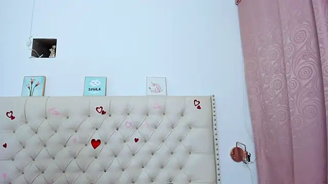 Snapshot of Kim_Eli chatting on 02.24.25 Kim Eli online show from 02.24.25