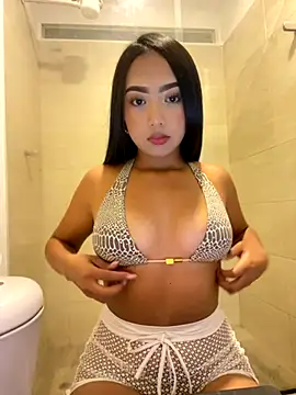 Snapshot of SOPHIACANDY19_ chatting on 10.11.25 SOPHIACANDY19 online show from 10.11.25