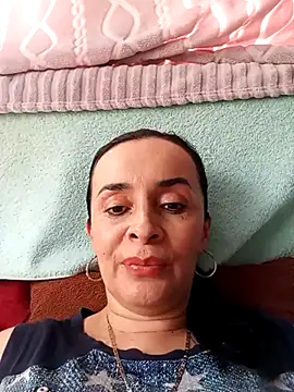 Samantha Sullivan  online show from 10.25.25