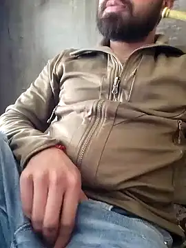 Snapshot of 77fuckerboy_ chatting on 12.31.24 77fuckerboy online show from 12.31.24