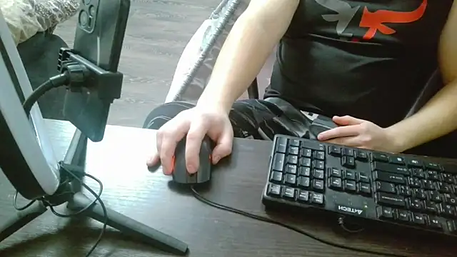 Snapshot of gamblingbum chatting on 03.06.26 gamblingbum online show from 03.06.26