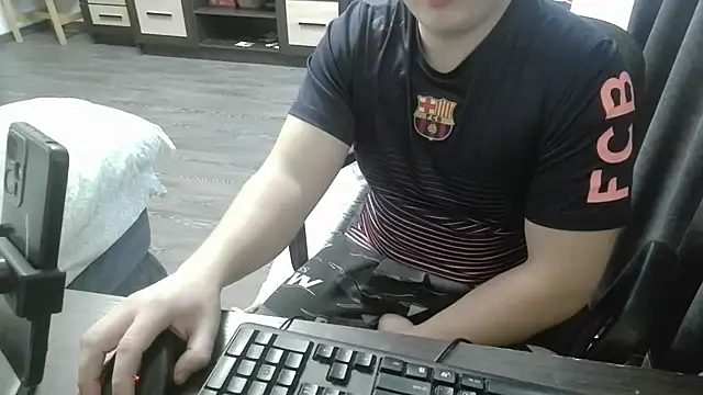 Snapshot of gamblingbum chatting on 03.07.26 gamblingbum online show from 03.07.26