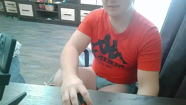 Snapshot of gamblingbum chatting on 03.08.26 gamblingbum online show from 03.08.26