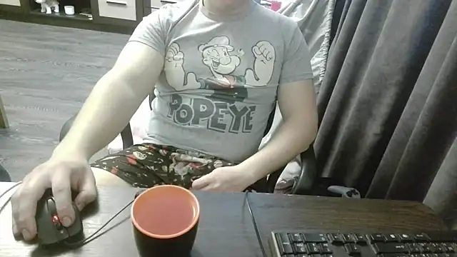 Snapshot of gamblingbum chatting on 03.12.26 gamblingbum online show from 03.12.26