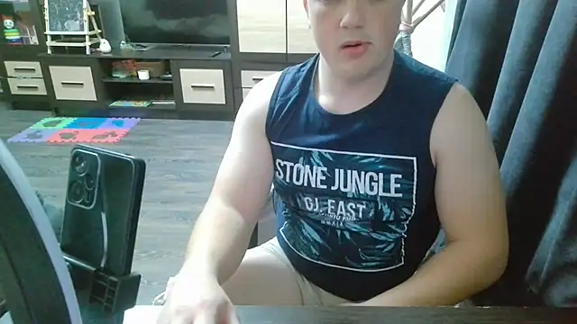 Snapshot of gamblingbum chatting on 04.02.26 gamblingbum online show from 04.02.26