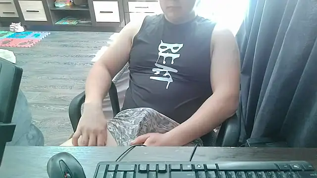 Snapshot of gamblingbum chatting on 04.05.26 gamblingbum online show from 04.05.26