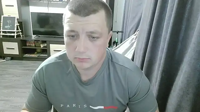 Snapshot of gamblingbum chatting on 06.05.26 gamblingbum online show from 06.05.26