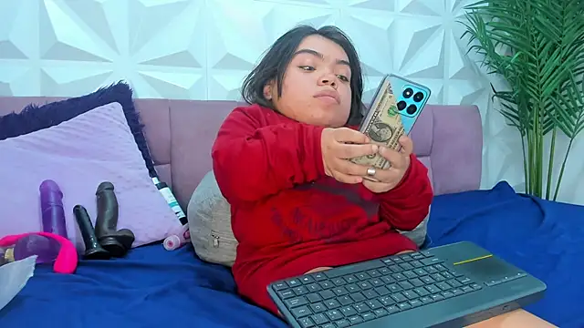 Michelle Brooks online show from 01.10.25