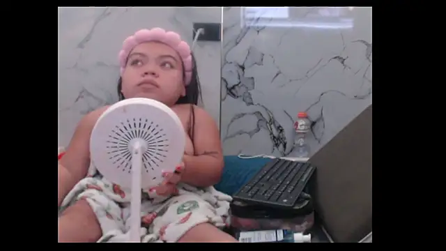 Michelle Brooks online show from 10.19.25